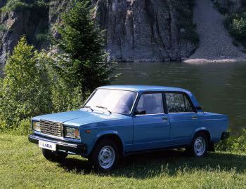 ВАЗ-2107 "Жигули" '03.1982–97