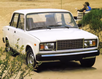ВАЗ-2107 "Жигули" '03.1982–97