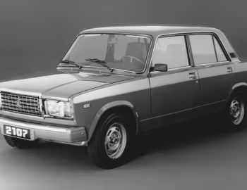 ВАЗ-2107 "Жигули" '03.1982–97
