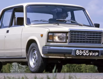 ВАЗ-2107 "Жигули" '03.1982–97
