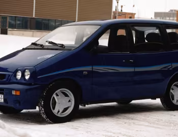 ВАЗ-2120 "Надежда" '08.1998–11.2002