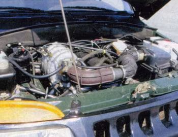 Під капотом ВАЗ-2123 "Нива" (Серия 100) '12.1995–96