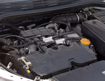 Під капотом Lada Vesta CNG Предсерийная (GFLA) '09.2015
