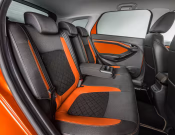 Інтер'єр Lada Vesta SW Cross Luxe '09.2017–03.2022