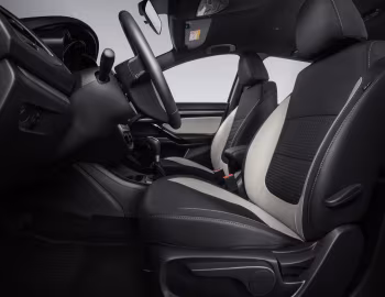 Інтер'єр Lada Vesta SW Cross [BLACK] (GFK) '09.2020–22
