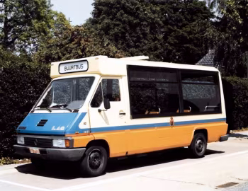 Renault Master LT 35D LAG Buurtbus [Belgium] '1983