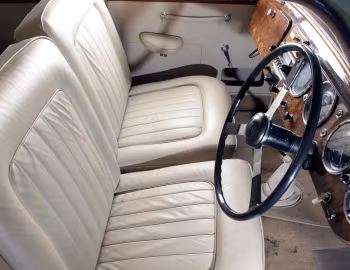 Интерьер Lagonda 3 Litre 4-door Sports Saloon by Tickford '1956