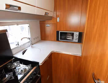Интерьер 2019 Laika Ecovip 680 '2018–19