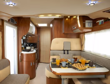 Интерьер 2012–13 Laika Kreos 6009 '2011–13