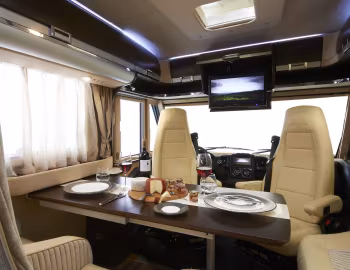 Интерьер 2013–17 Laika Rexosline 9009 '2012–17