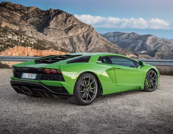 Lamborghini Aventador S [Worldwide] '2017–21