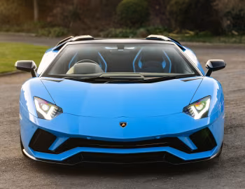 Lamborghini Aventador S Roadster [UK-spec] '2018–21