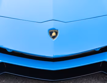 Logotipo Lamborghini Aventador S Roadster [UK-spec] '2018–21