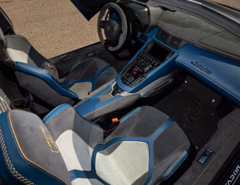 Interior Lamborghini Aventador SVJ "63" Roadster [North America] '2020