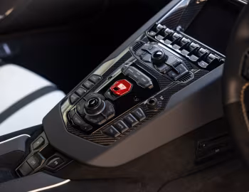Interior Lamborghini Aventador SVJ Roadster [UK-spec] '2019–pr.