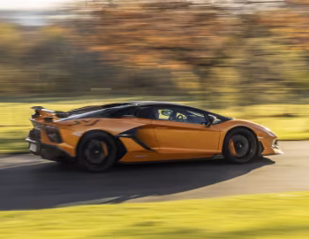 Lamborghini Aventador SVJ Roadster [UK-spec] '2019–pr.