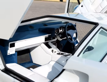 Interior Lamborghini Countach "25 Anniversario" [UK-spec] '1988–90