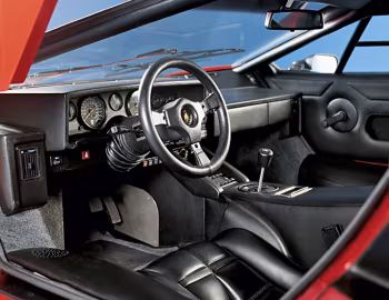 Interior Lamborghini Countach LP5000 S Quattrovalvole con l'opzione "Alettone Posteriore" [Worldwide] '1987–88