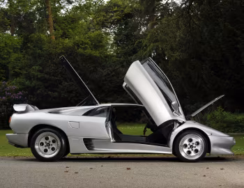 Lamborghini Diablo VT with option "Rear Wing" [Worldwide] '1993–98