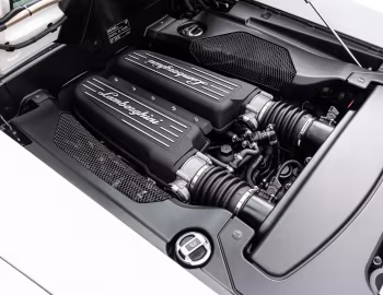 Sob o capô Lamborghini Gallardo LP 560-4 [North America] '2008–12