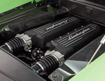 Sob o capô Lamborghini Gallardo LP 570-4 Superleggera [UK-spec] '2010–12