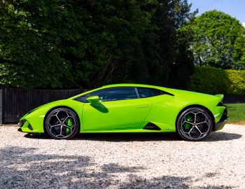 Lamborghini Huracán EVO [UK-spec] (LB724) '2019–23