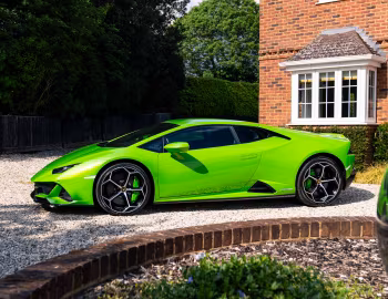 Lamborghini Huracán EVO [UK-spec] (LB724) '2019–23