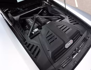 Під капотом Lamborghini Huracán EVO [UK-spec] (LB724) '2019–23
