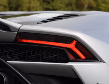Lamborghini Huracán EVO [UK-spec] (LB724) '2019–23
