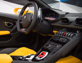 Interior Lamborghini Huracán LP 610-4 Spyder [North America] (LB724) '2015–19