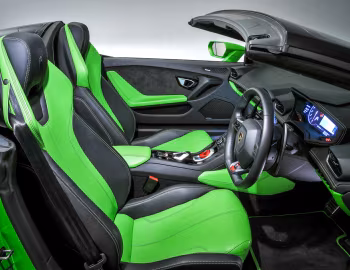 Interior Lamborghini Huracán LP 610-4 Spyder [UK-spec] (LB724) '2016–19