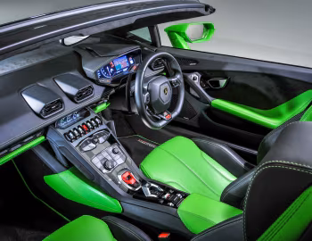 Interior Lamborghini Huracán LP 610-4 Spyder [UK-spec] (LB724) '2016–19