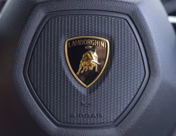 Logo Lamborghini Huracán RWD [UK-spec] (LB724) '2015–19