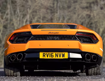 Lamborghini Huracán RWD [UK-spec] (LB724) '2015–19