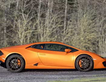 Lamborghini Huracán RWD [UK-spec] (LB724) '2015–19
