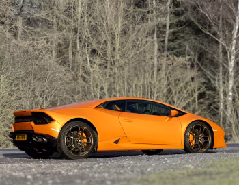 Lamborghini Huracán RWD [UK-spec] (LB724) '2015–19