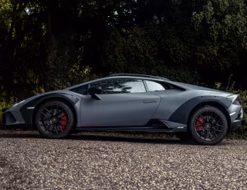 Lamborghini Huracán Sterrato [UK-spec] (LB724) '2023–24