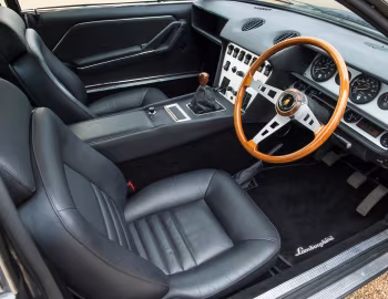 Interior Lamborghini Jarama 400 GTS [UK-spec] '1973–75
