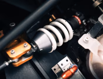 Sob o capô Lamborghini Jota GT1 LM '1995
