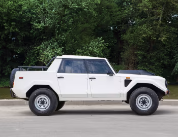 Lamborghini LM002 [North America] '1986–90