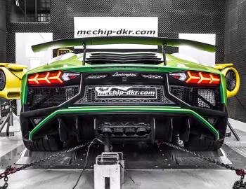 McChip-DKR Lamborghini Aventador LP 750-4 Superveloce (LB834) '01.2017–pr.
