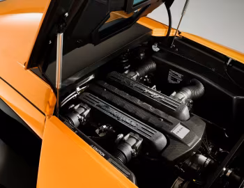 Sob o capô Lamborghini Murciélago LP 670-4 SuperVeloce [North America] '2009–10