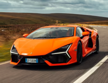 Lamborghini Revuelto [UK-spec] (LB744) '2023–pr.