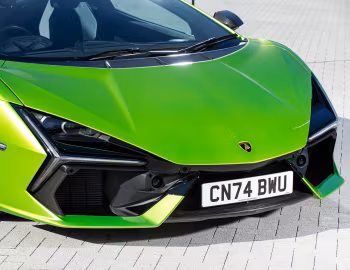 Lamborghini Revuelto [UK-spec] (LB744) '2023–pr.