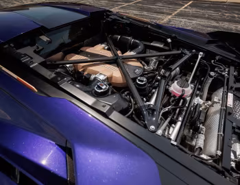 Sous la capuche Lamborghini Sián FKP 37 (#10424) '01.2021