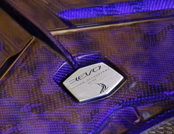 Sob o capô TopCar Lamborghini Urus R’Evo Stealth Edition (2/13) '2025