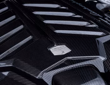 Sob o capô TopCar Lamborghini Urus R’Evo Stealth Edition (7/13) '2025