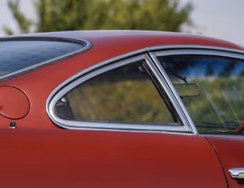 Lamborghini 400 GT 2+2 [UK-spec] '1967–68