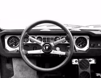 Painel frontal Lamborghini Urraco P111 '1974–76