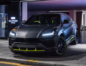 Lamborghini Urus "Graphite Capsule" [UK-spec] '2020–22